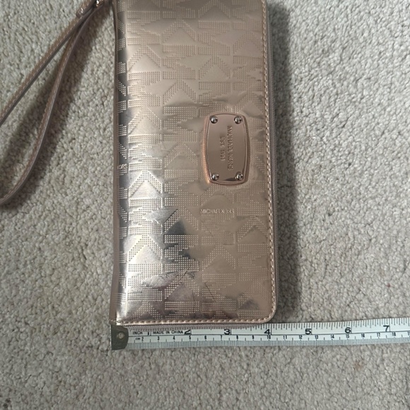 Michael Kors Shiny Metallic Leather Wristlet - Picture 8 of 8